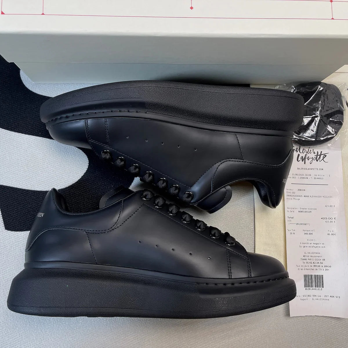 ALEXANDER MCQUEEN
