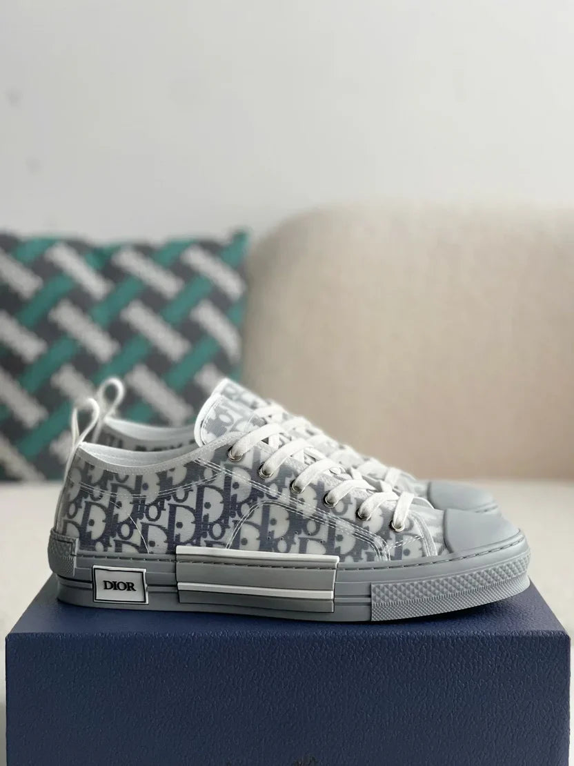DIOR SNEAKER